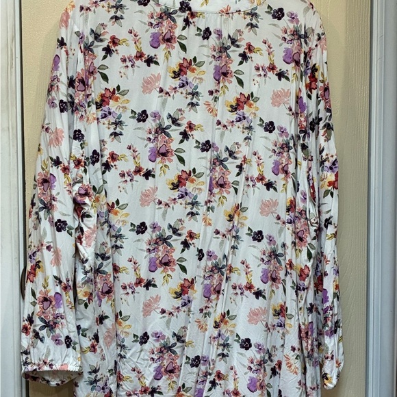 Denim&Co Floral Blouse - Picture 5 of 5